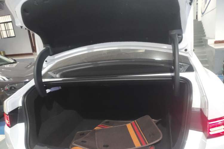 Used BYD Destroyer 05 2024 HONOR Edition DM-i 55KM Luxury Model
