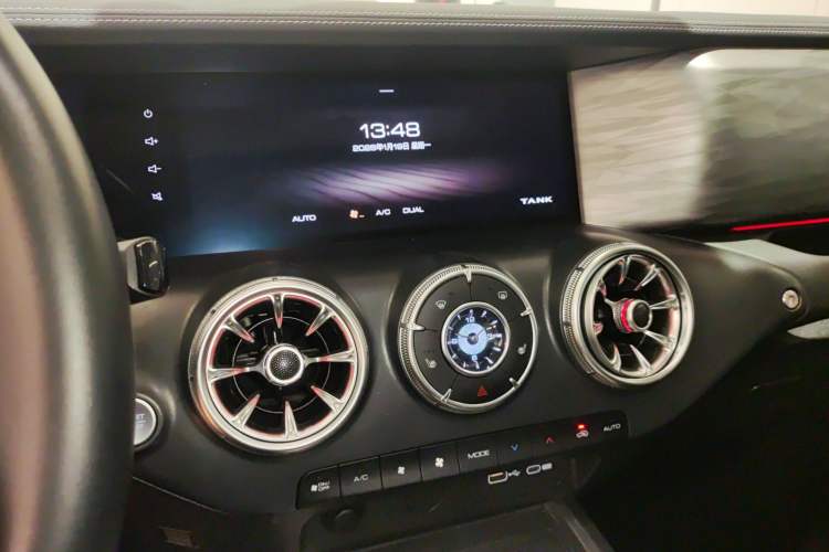 Used Tank 300 2024 2.0T Challenger