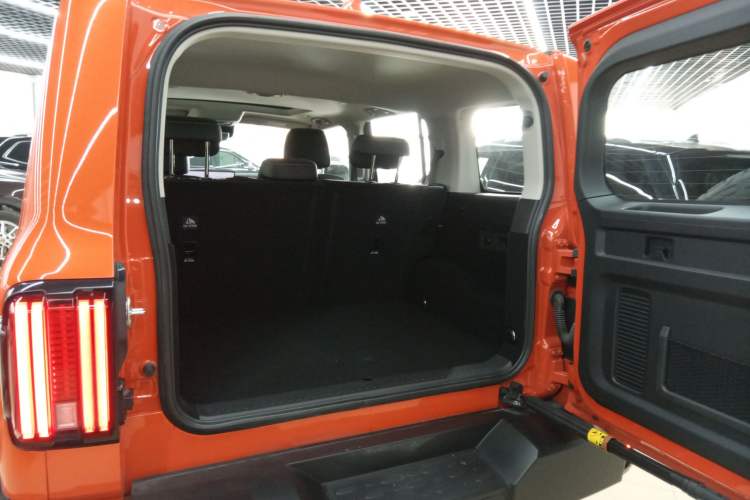 Used Tank 300 2025 2.0T Conqueror