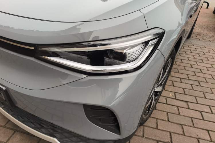 Used Volkswagen ID.4 CROZZ 2021 Long-Range Lite PRO Two-Wheel Drive Version