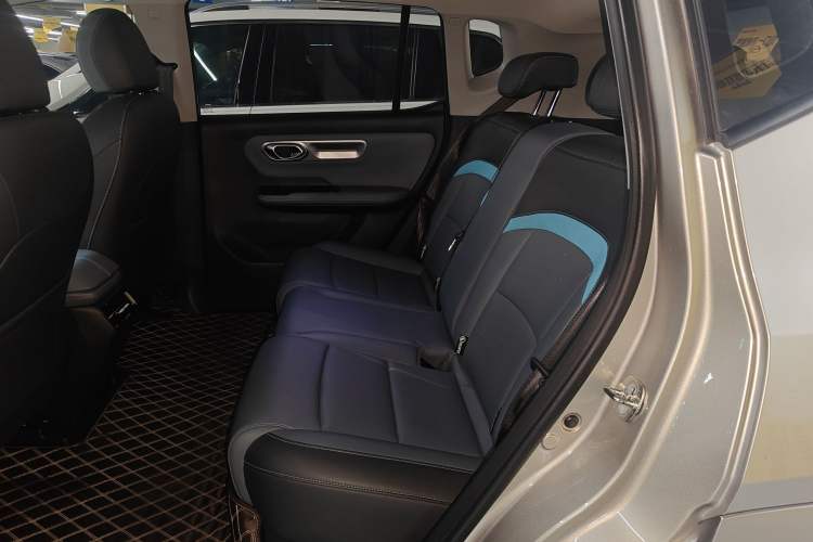 Used AION Y 2023 Plus 510 Smart Edition