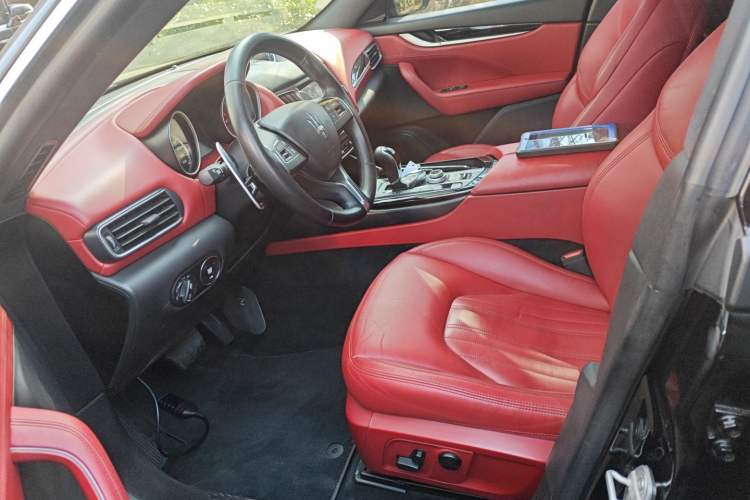 Used Maserati Levante 2016 3.0T Standard Edition
