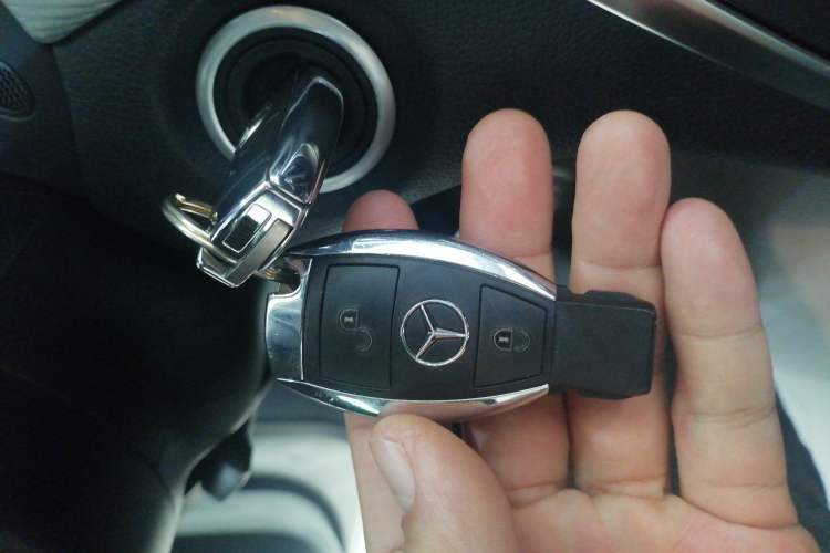 Used Mercedes-Benz GLA 2015 GLA 220 4MATIC Fashion Model