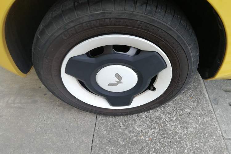 Used Wuling Hongguang MINIEV 2021 Macaron Premium Model – Lithium Iron Phosphate