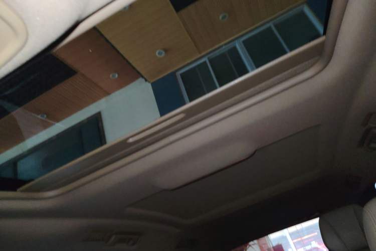 Used Buick GL8 2018 ES 28T Premium Model China VI Standard
