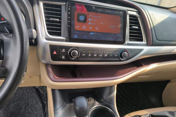 Used Toyota Highlander 2015 2.0T Two-Wheel Drive Elite Edition 7 Seats
