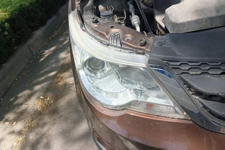 Used Baojun 730 2014 1.5L manual Comfort version 7 seats
