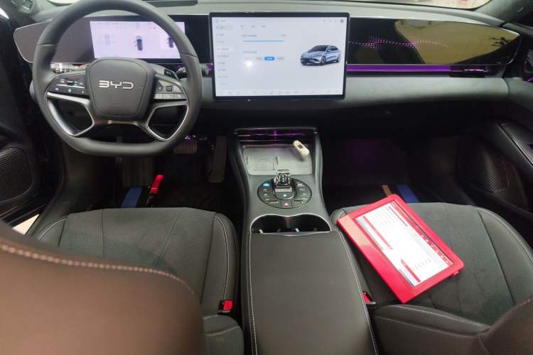 Used BYD Seal 2025 Restyled 600 Four-Wheel Drive Intelligent Driving Version
