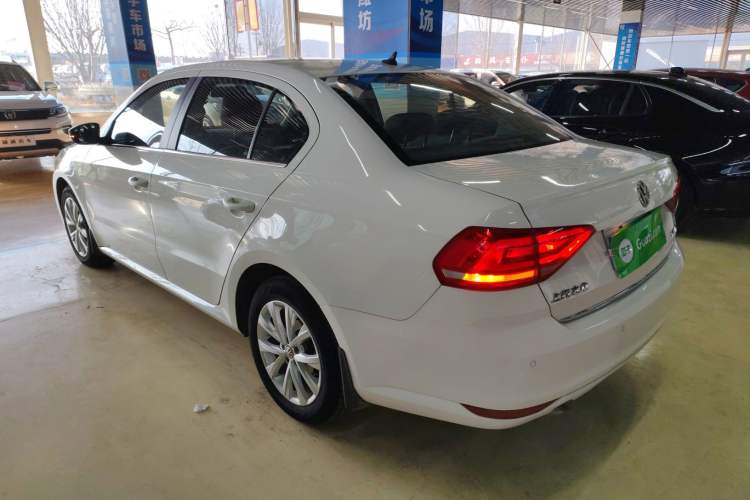 Used Volkswagen Lavida 2017 1.6L Automatic Comfort Edition