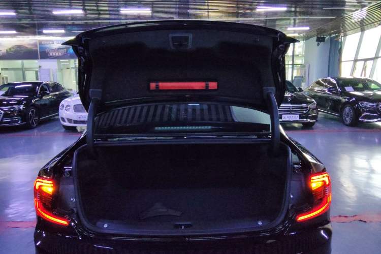 Used Volvo S90 2021 B5 Zhiyuan Luxury Edition
