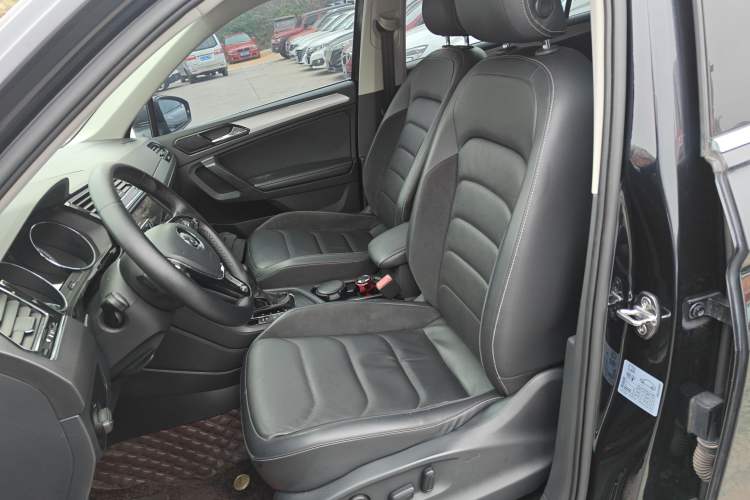 Used Volkswagen Tiguan L 2017 380TSI Automatic All-Wheel-Drive Luxury Edition
