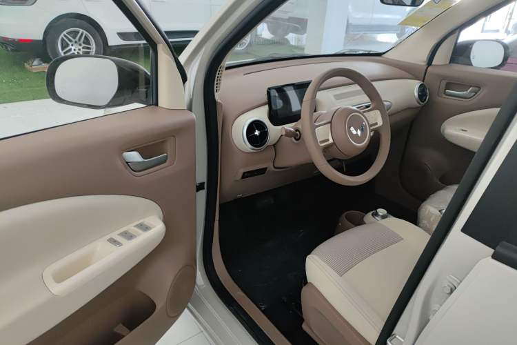 Used Wuling Hongguang MINIEV 2025 Four-Door Version Advanced Edition
