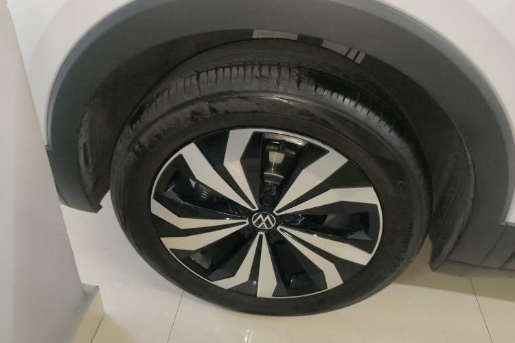 Used Volkswagen Tharu 2025 New Sharp 1.5L Ambitious Edition
