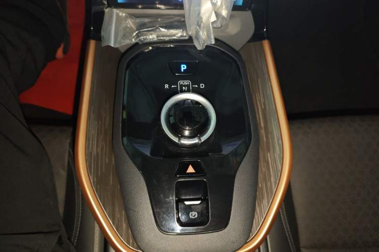 Used Toyota bZ3 2023 616 km Long-Range Premium
