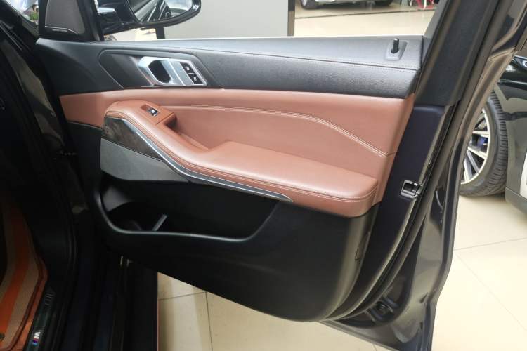 Used BMW X5 2020 xDrive40i M Sport Package
