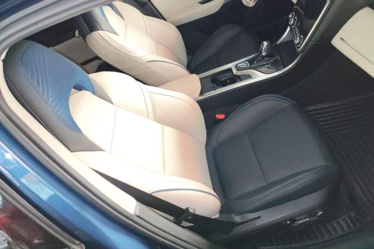 Used Lynk & Co 01 2017 2.0T Two-Wheel Drive Zhaopu Version