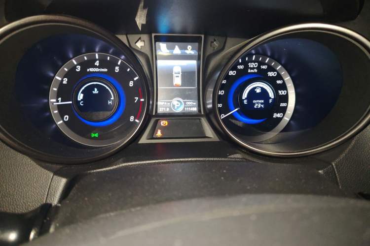 Used Changan CS75 2014 1.8T Automatic Elite Model China IV Standard