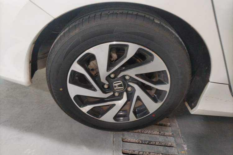 Used Honda Civic 2016 220TURBO CVT Luxury Edition
