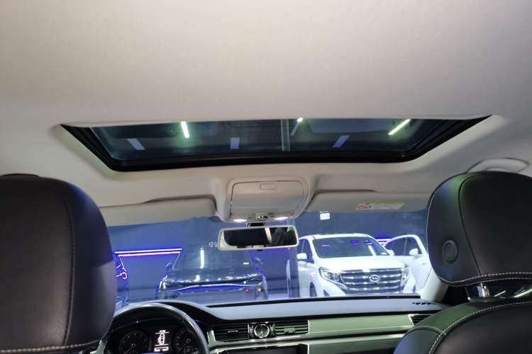 Used Volkswagen Passat 2017 330TSI DSG Luxury Edition
