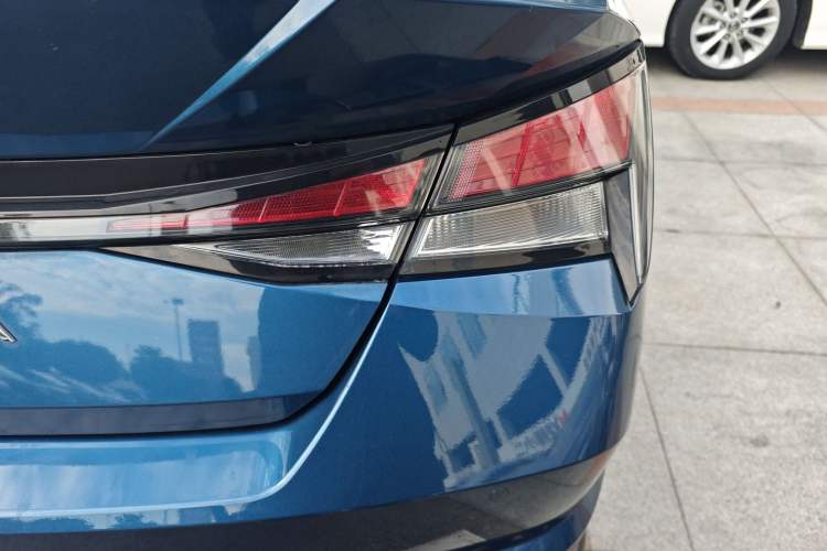 Used Hyundai Elantra 2021 1.5L CVT GLX Elite Edition
