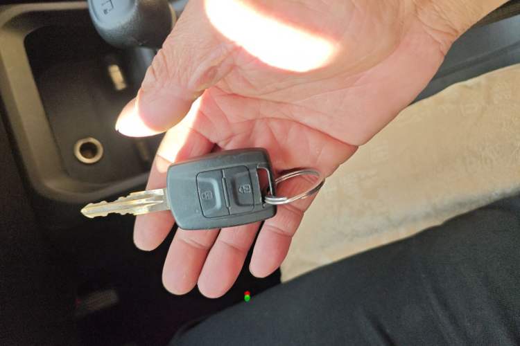 Used Wuling Hongguang V 2022 1.5L Jingqu Edition Electric-Assist LAR