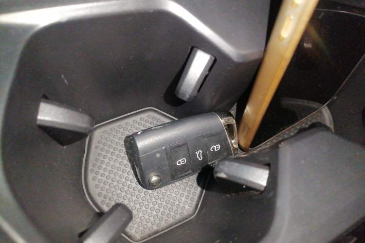 Used Volkswagen Tiguan L 2017 330TSI Automatic Two-Wheel Drive Luxury Edition