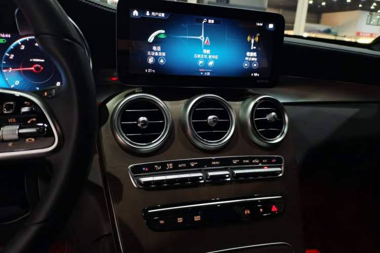 Used Mercedes-Benz GLC 2020 GLC 260 L 4MATIC Luxury Model
