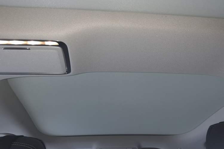 Used Mercedes-Benz E-Class 2019 Restyled E 300 L Sporty and Stylish Edition
