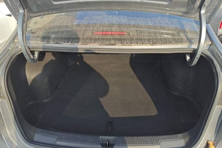 Used Roewe i5 2023 1.5L CVT Luxury Edition
