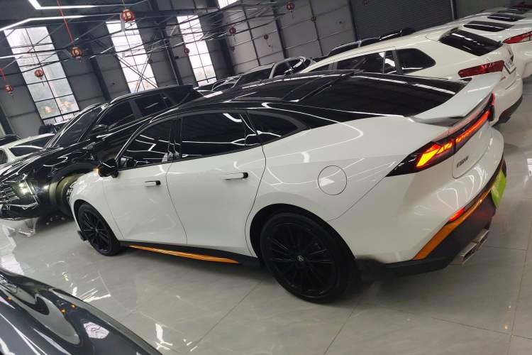 Used Changan UNI-V 2024 1.5T Prestige Sport Edition