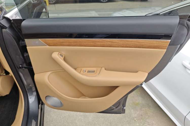 Used Hima Luxeed R7 2024 All-Electric 736 km Ultra
