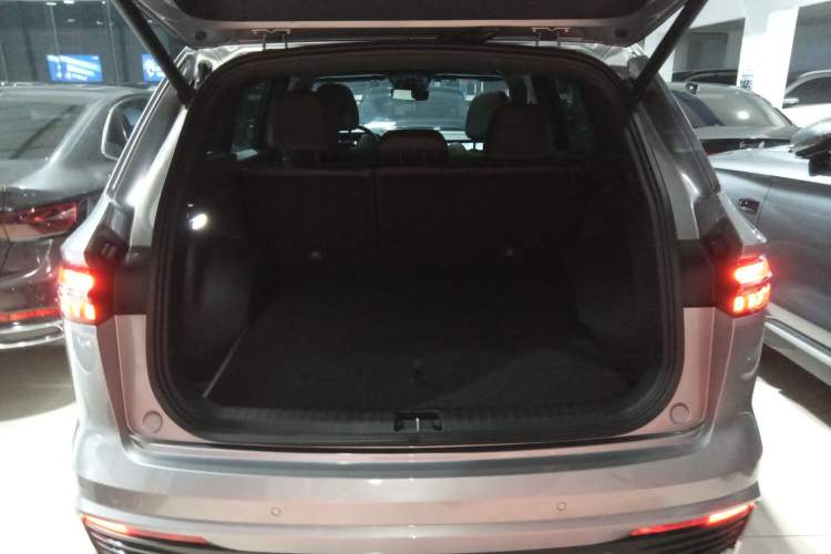 Used Geely Auto Monjaro L 2024 2.0TD DCT EVO Two-Wheel Drive Long-Range Version
