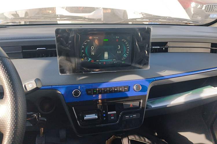 Used Dongfeng Yufeng EM27 2024 EM27L Eves Power 41.86 kWh