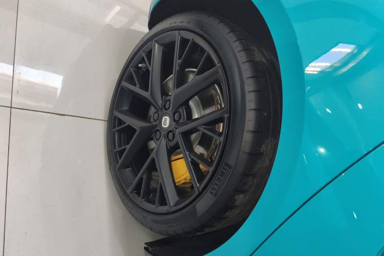 Used  SU7 2024 Four-Wheel Drive Ultra-Long Range Advanced Intelligent Driving Max Edition