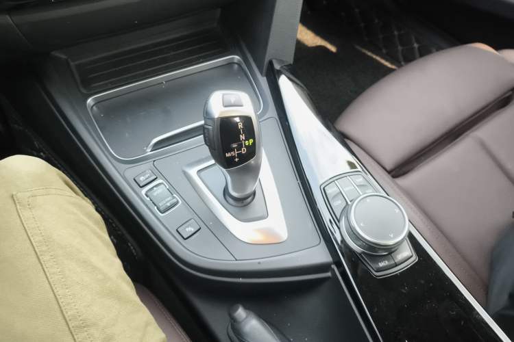 Used BMW 3 Series 2019 320Li Fashion Model
