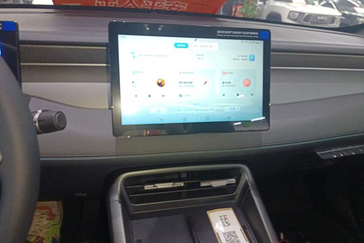 Used BYD Qin PLUS 2025 DM-i Smart Drive 55KM Leading Model