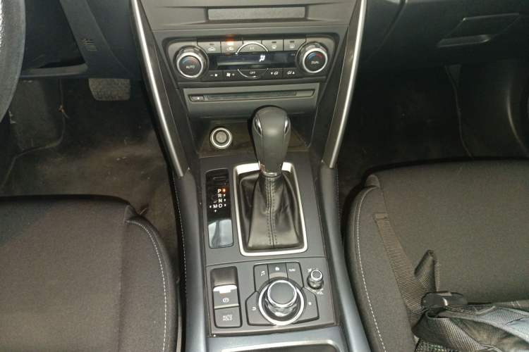 Used Mazda CX-4 2018 2.0L Automatic Two-Wheel Drive Blue Sky Exploration Version China V Standard
