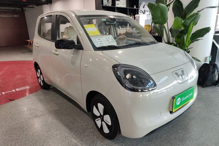 Used Wuling Hongguang MINIEV 2025 Four-Door Version Advanced Edition
