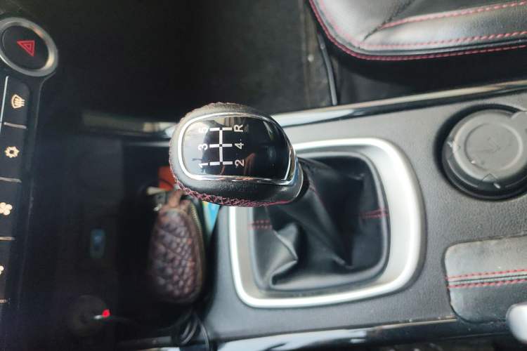 Used Cowin X3 2017 1.6L Manual Enthusiast Edition China V Standard
