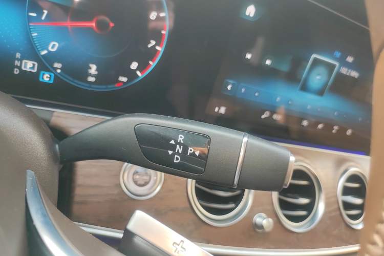 Used Mercedes-Benz E-Class 2023 Facelift E 260 L