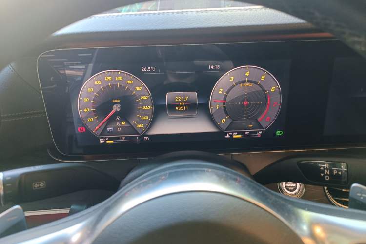 Used Mercedes-Benz E-Class 2020 E 300 L Sporty and Stylish Model
