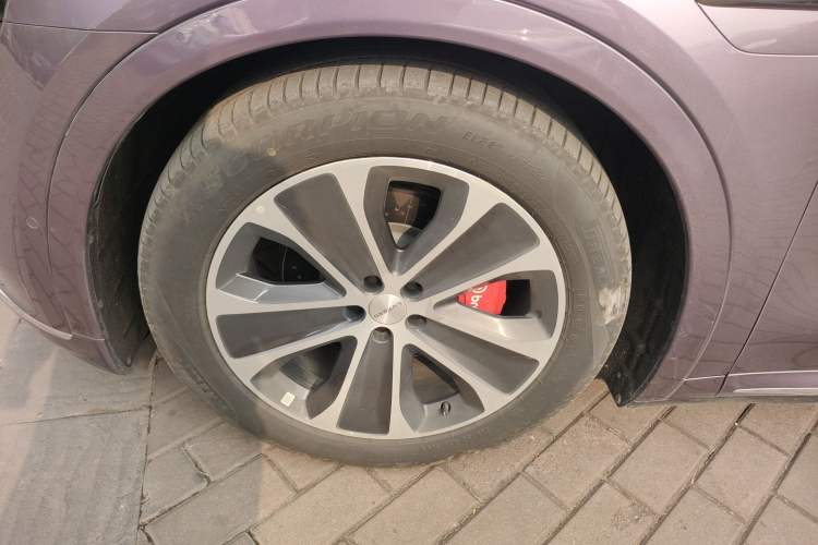 Used Hima Luxeed R7 2024 All-Electric 736 km Ultra
