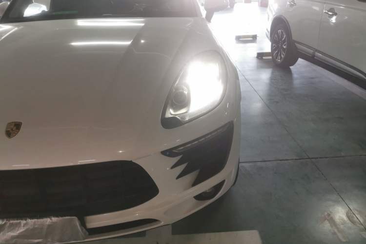 Used Porsche Macan 2014 Macan 2.0T
