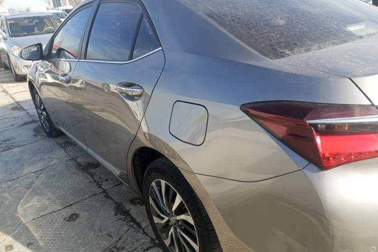 Used Toyota Corolla 2017 Revised Dual-Engine 1.8L E-CVT Elite Edition