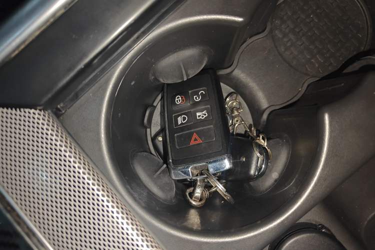 Used Jaguar XEL 2020 2.0T 200PS R-DYNAMIC Youth Sports Edition
