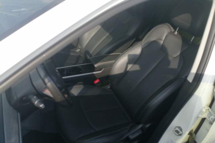 Used NETA V 2022 Chao 300 Lite Ternary Lithium