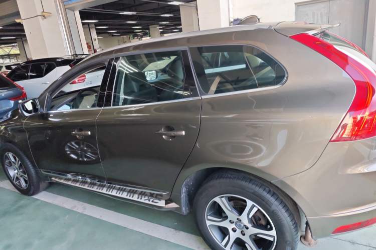 Used Volvo XC60 2015 T5 AWD Zhiyuan Edition

