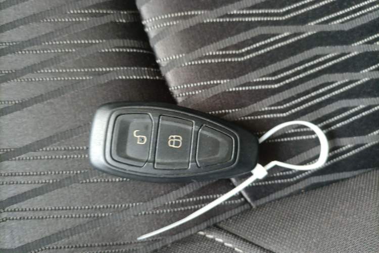 Used Ford EcoSport 2013 1.5L Automatic Prestige Model
