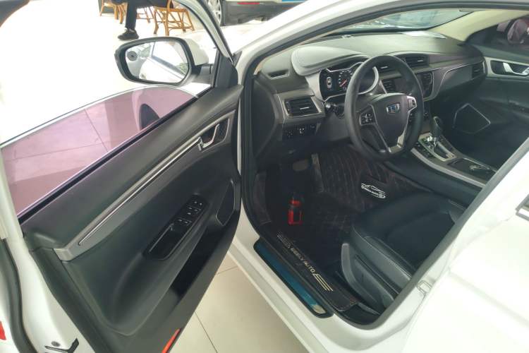 Used Geely Auto Emgrand GL 2017 1.8L DCT Elite Model
