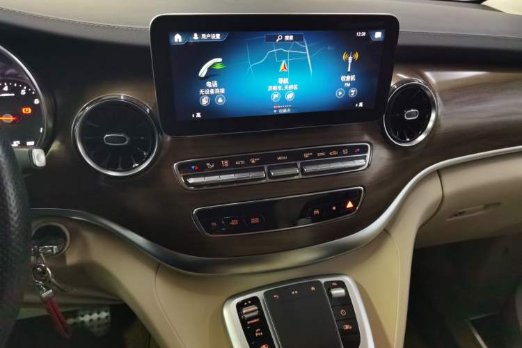 Used Mercedes-Benz V-Class 2020 V 260 L Long-wheelbase Luxury Edition